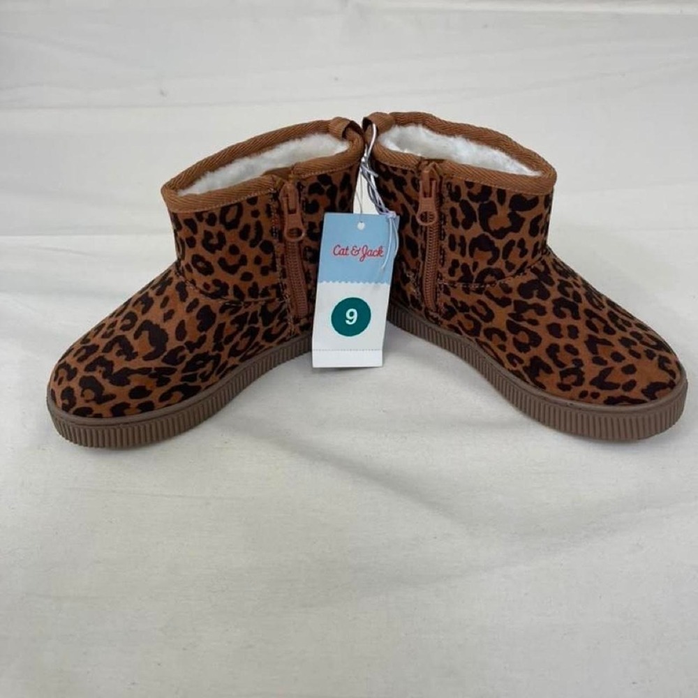 Cute leopard print ankle boots